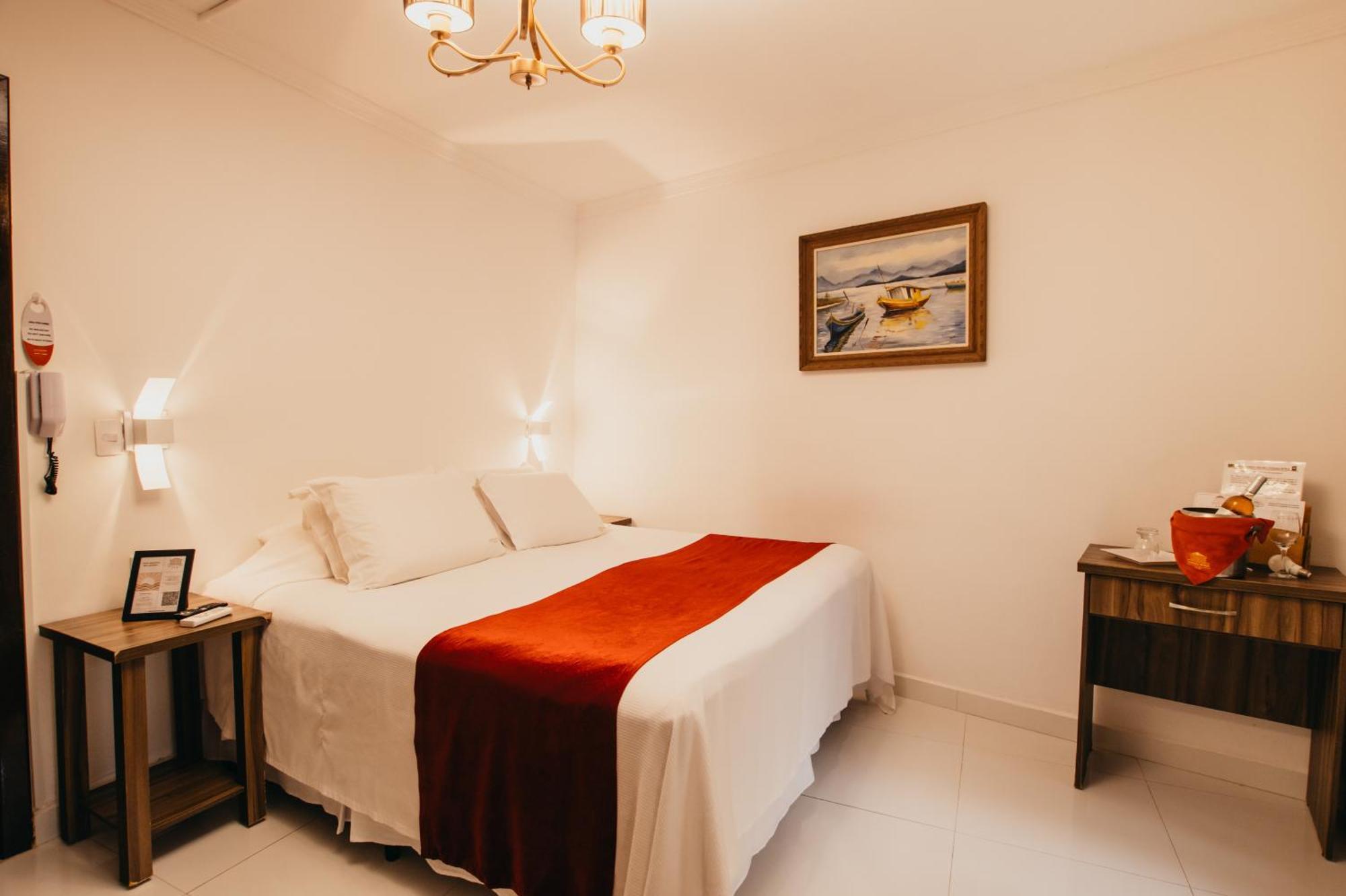 Hotel Cabana Suica กัวราตูบา ห้อง รูปภาพ